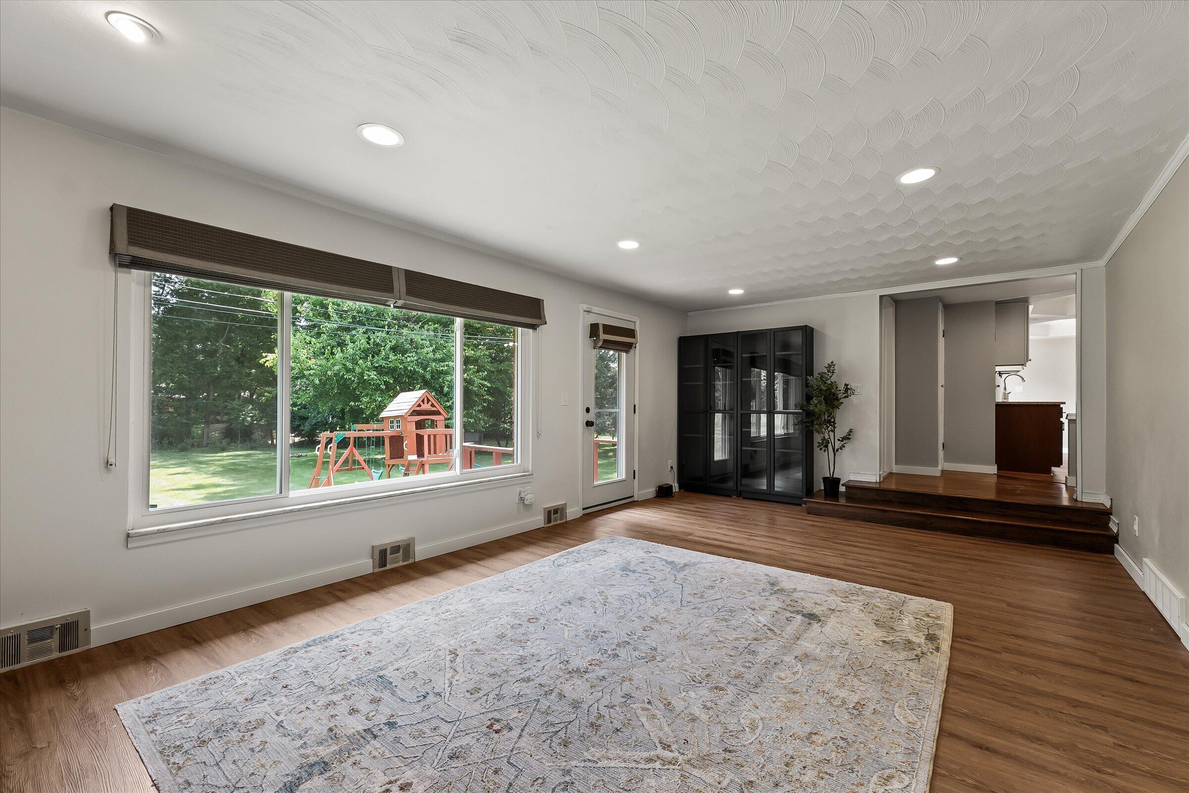 349 Nesbit Lane Rochester Hills, MI 48309 - Photo 22 of 41 19-Nesbit-10