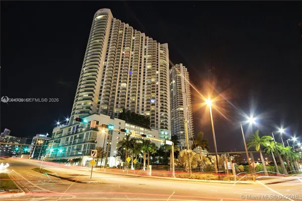 $4,300 | 350 South Miami Avenue, Unit 2702, Miami, FL 33130