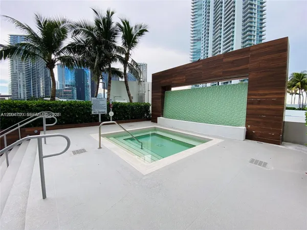 $4,300 | 350 South Miami Avenue, Unit 2702, Miami, FL 33130