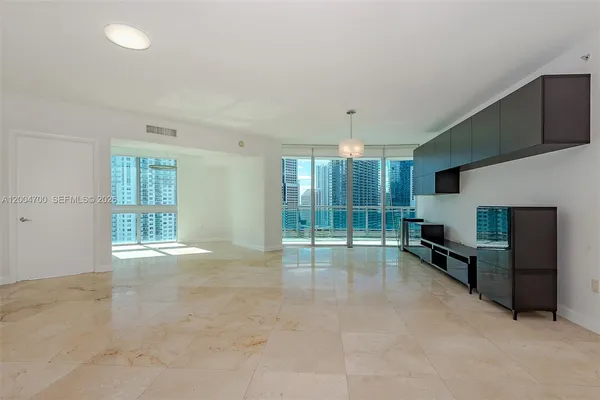 $4,300 | 350 South Miami Avenue, Unit 2702, Miami, FL 33130
