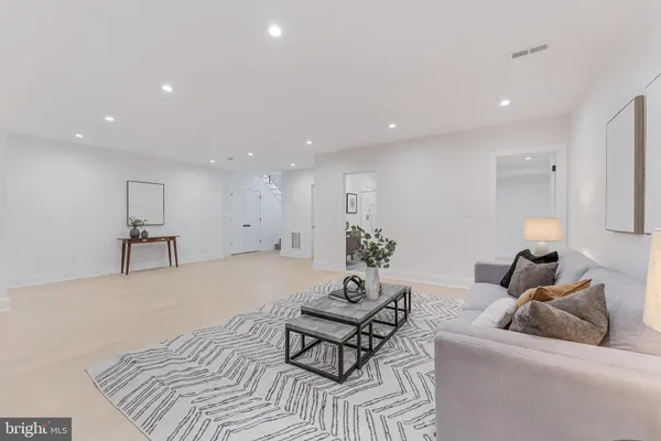 $1,750,000 | 3215 Cofer Road, Falls Church, VA 22042