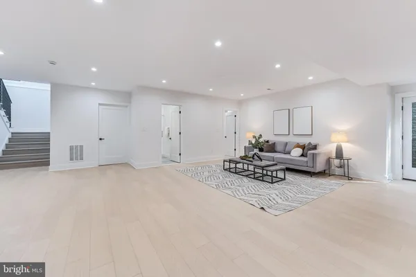 $1,750,000 | 3215 Cofer Road, Falls Church, VA 22042