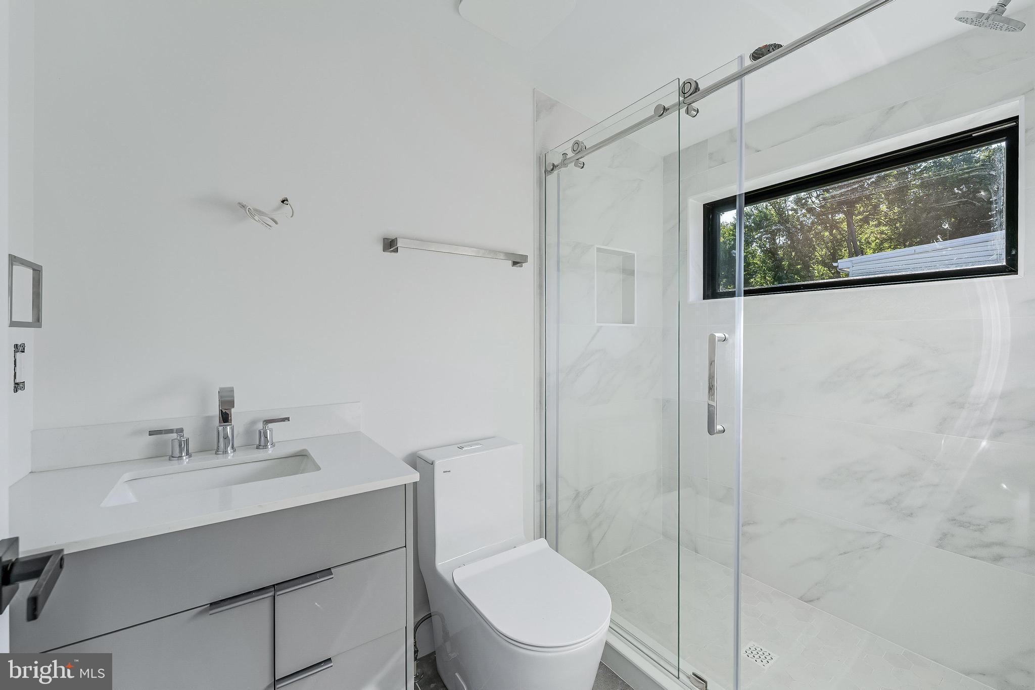 3215 Cofer Road Falls Church, VA 22042 - Photo 72 of 83 Apt Bathroom