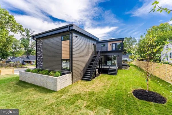 $1,750,000 | 3215 Cofer Road, Falls Church, VA 22042