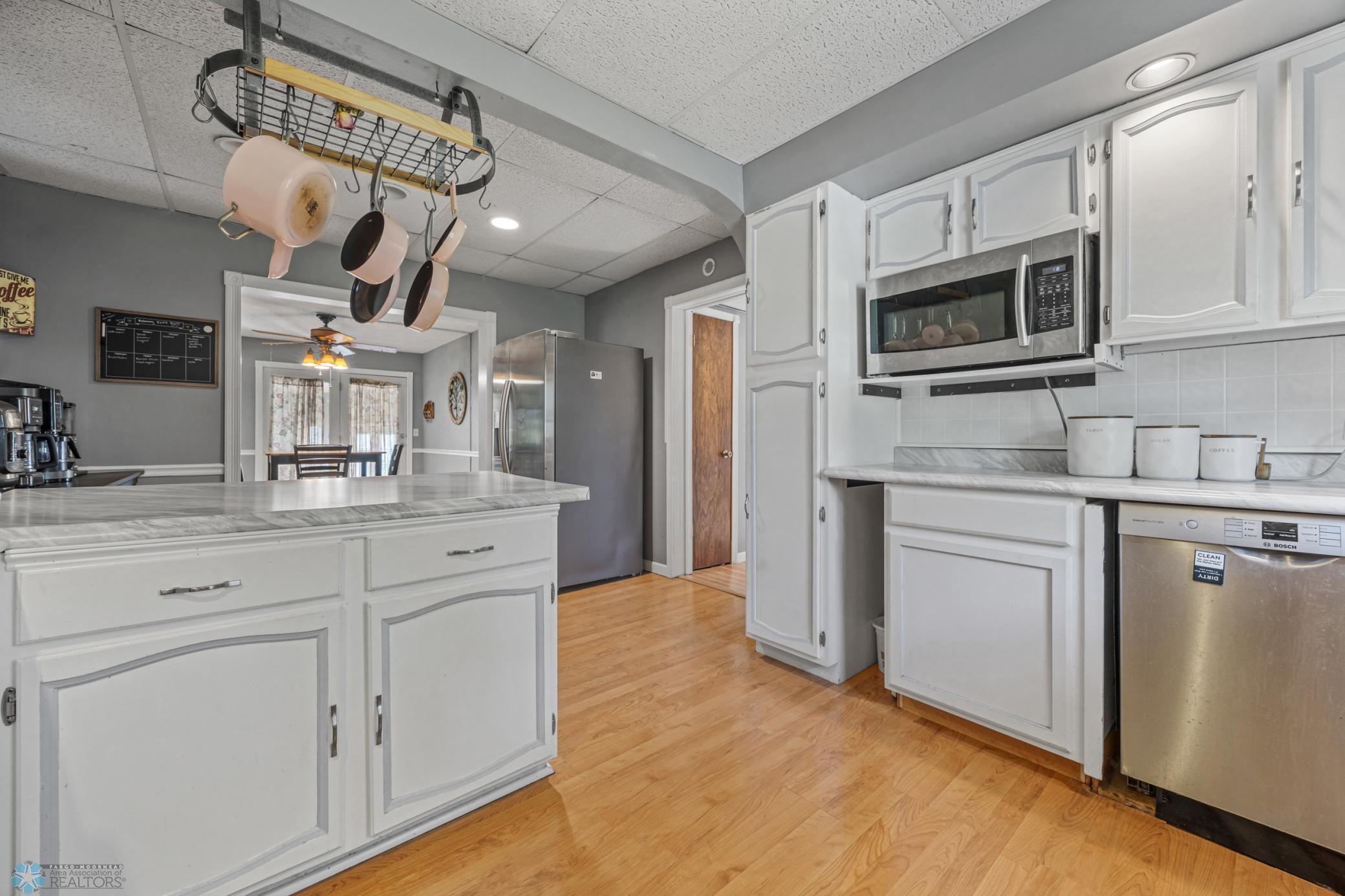 809 10th Street Hatton, ND 58240 - Photo 17 of 42