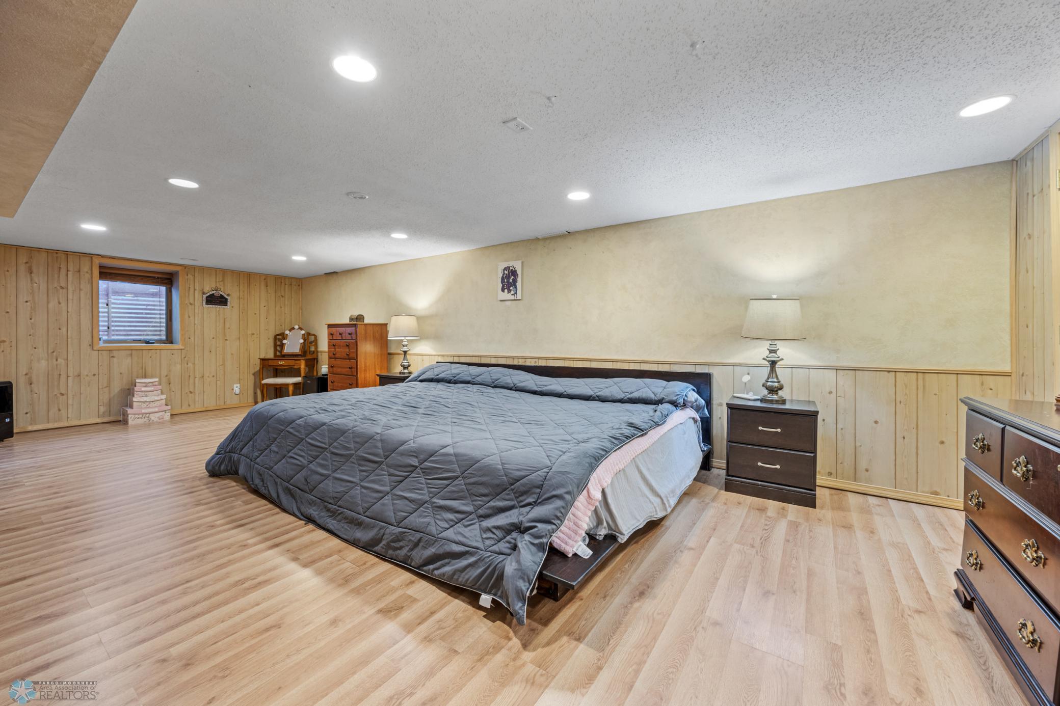 809 10th Street Hatton, ND 58240 - Photo 23 of 42