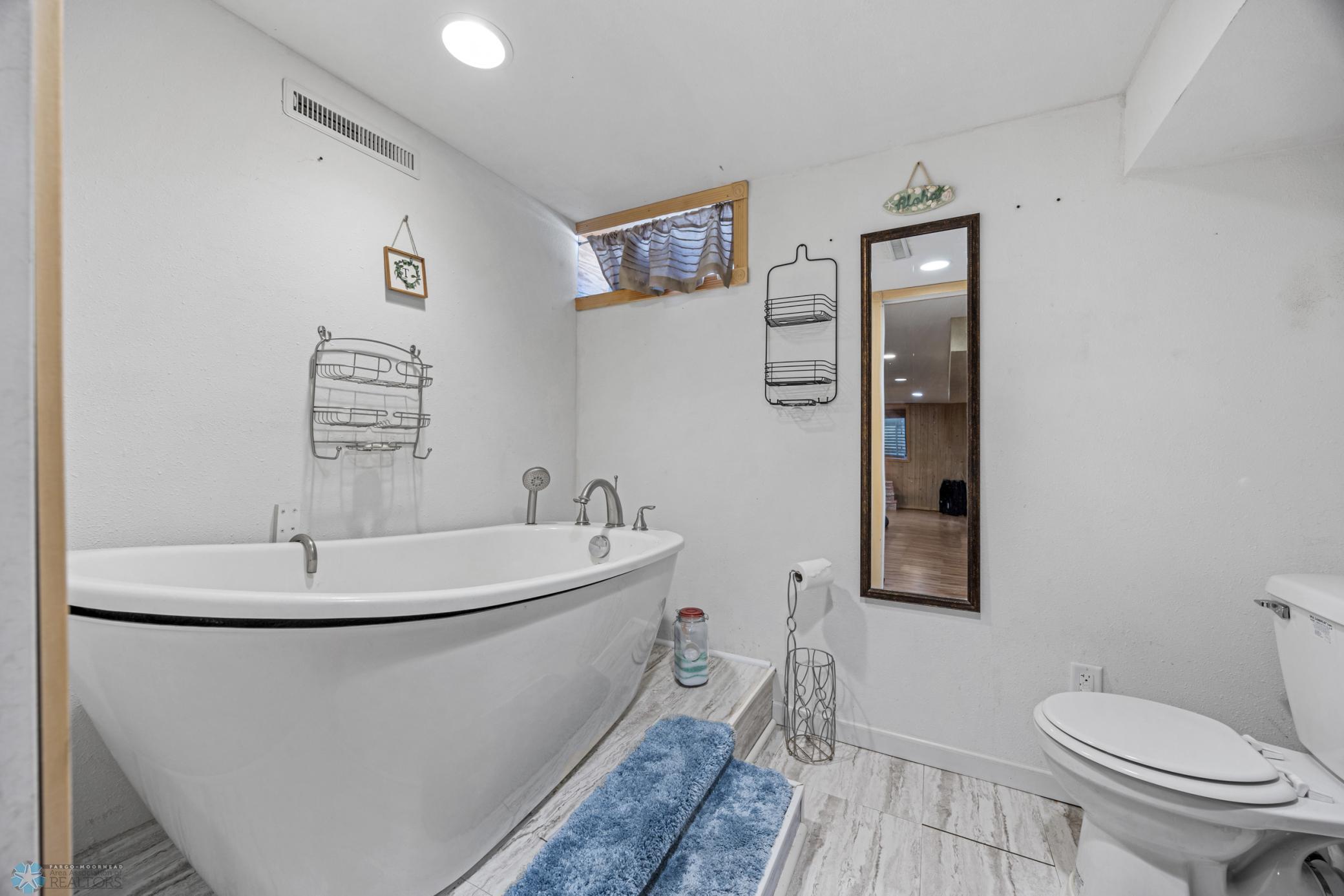 809 10th Street Hatton, ND 58240 - Photo 25 of 42