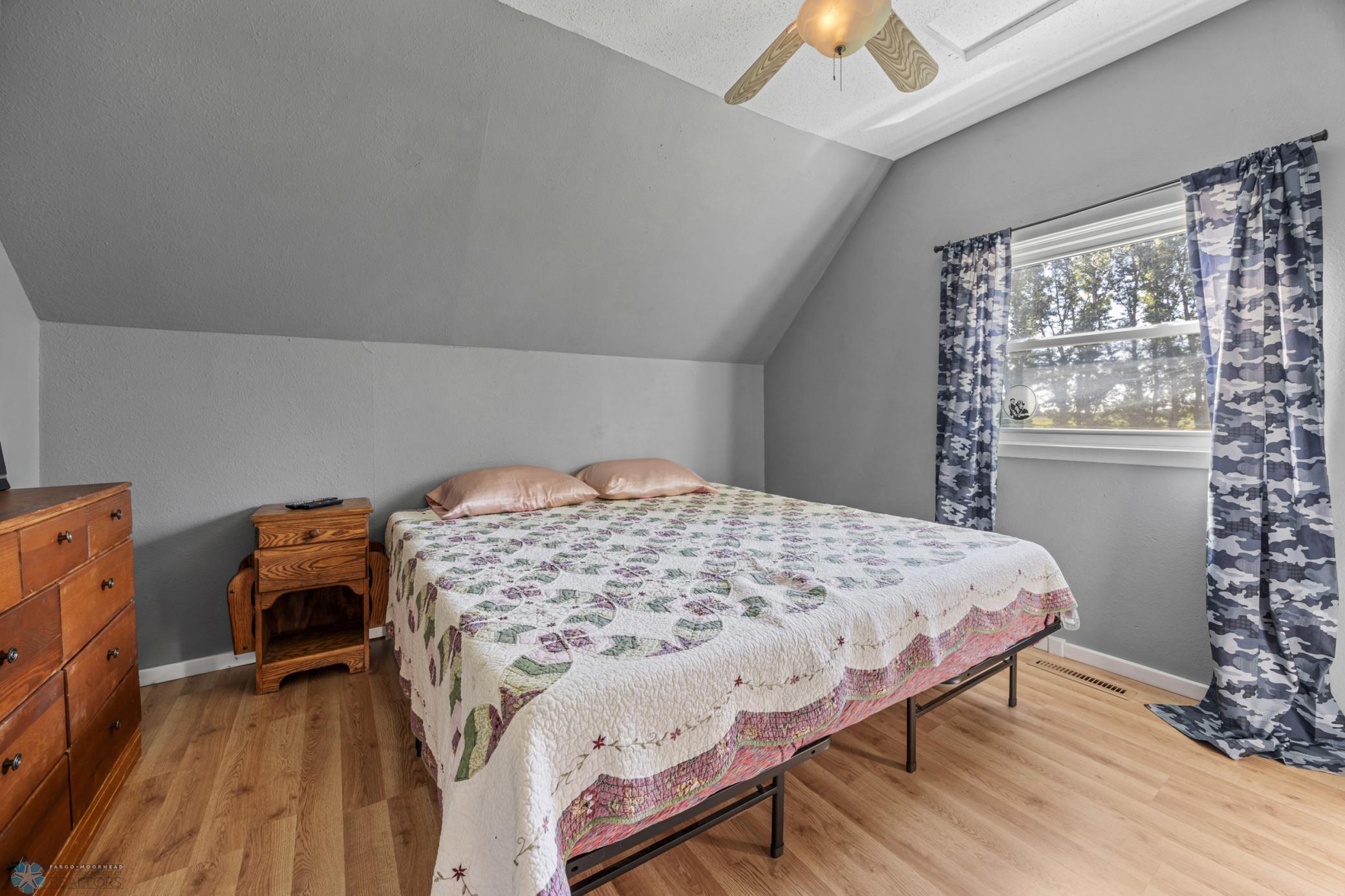 809 10th Street Hatton, ND 58240 - Photo 31 of 42