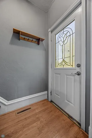 $239,995 | 809 10th Street, Hatton, ND 58240