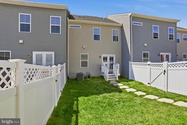 $439,900 | 627 Potomac View Parkway, Brunswick, MD 21716
