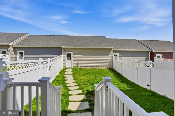 $439,900 | 627 Potomac View Parkway, Brunswick, MD 21716