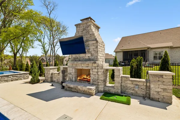 $975,000 | 1008 Quillen Way, Lebanon, TN 37087