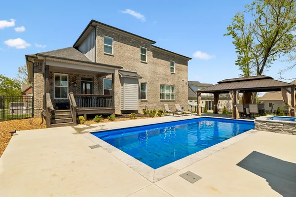 $975,000 | 1008 Quillen Way, Lebanon, TN 37087