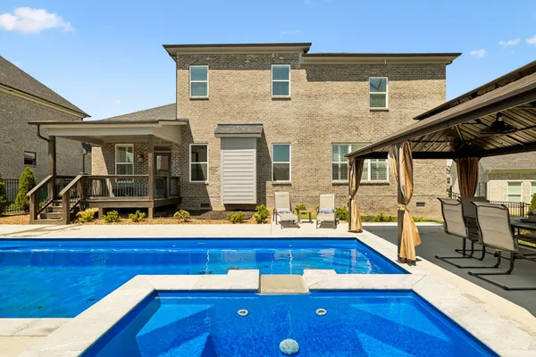 $975,000 | 1008 Quillen Way, Lebanon, TN 37087