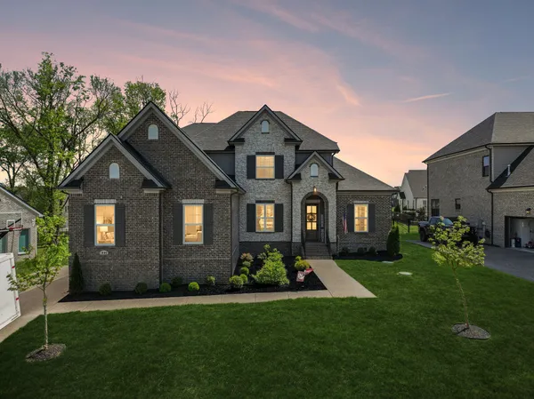 $975,000 | 1008 Quillen Way, Lebanon, TN 37087