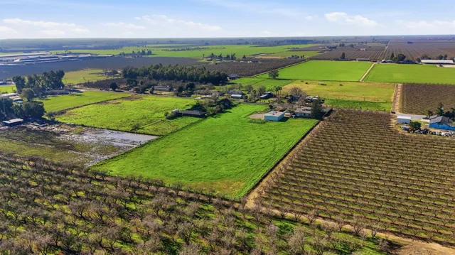 a view of a house with a garden