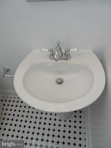 3813 Belair Road Baltimore, MD 21213 - Photo 1 of 21 Bath