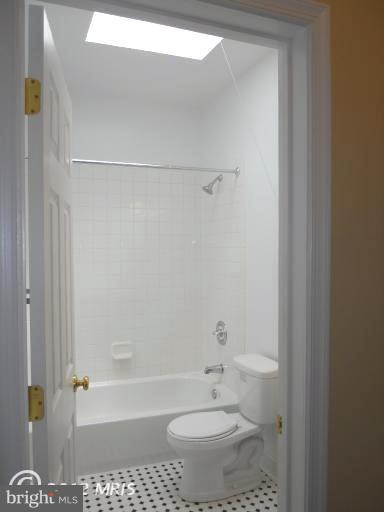 3813 Belair Road Baltimore, MD 21213 - Photo 8 of 21 Bath
