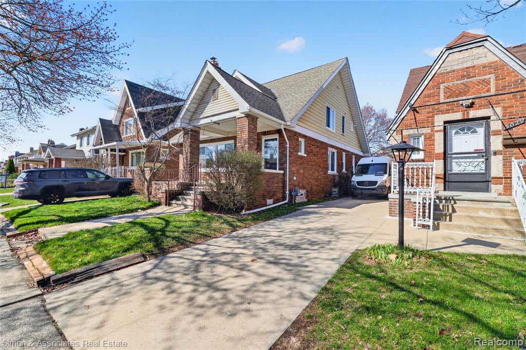 5019 Maple Street Dearborn, MI 48126 - Photo 2 of 44