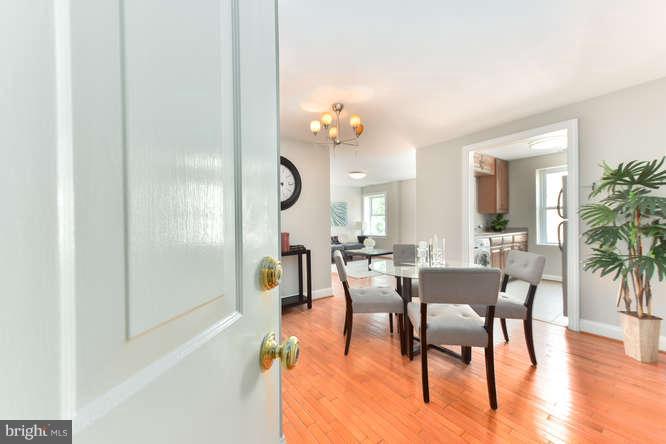 1439 Spring Road Northwest, Unit 301 Washington, DC 20010 - Photo 10 of 28 Dining Room