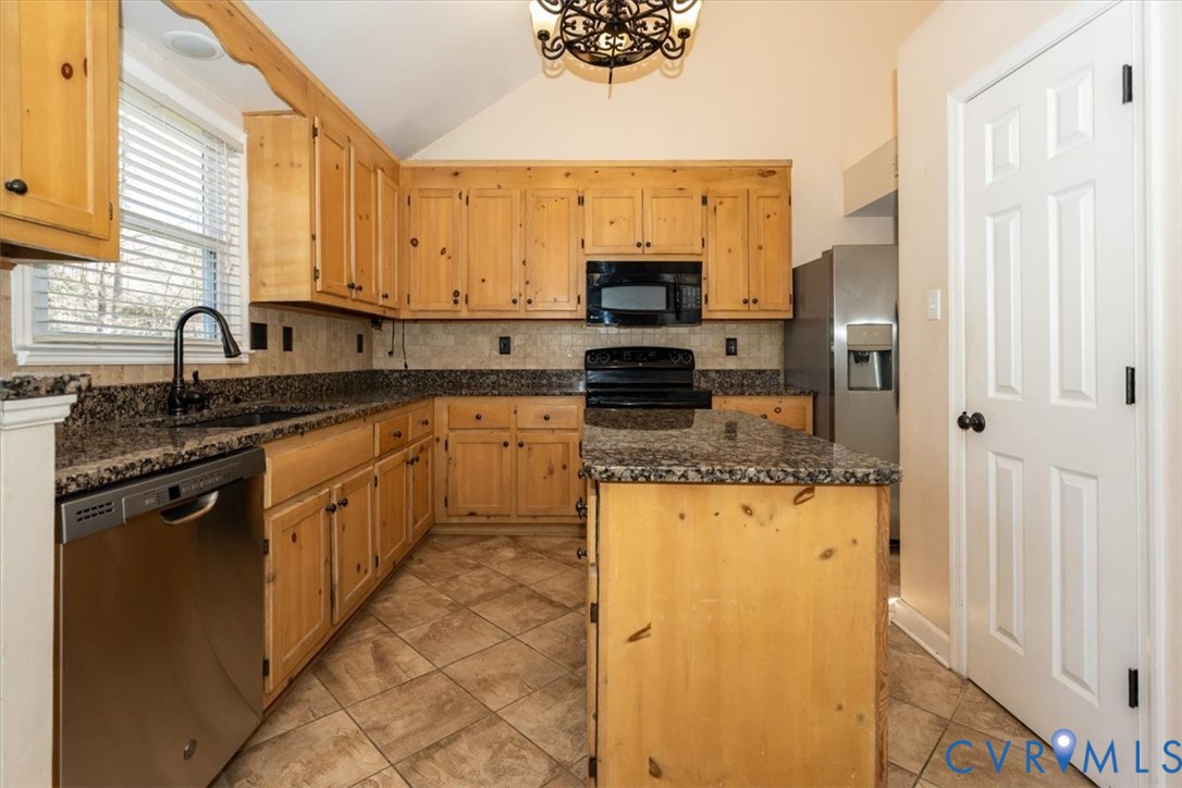 14720 Ridge Point Drive Midlothian, VA 23112 - Photo 13 of 30