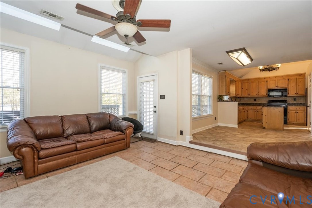 14720 Ridge Point Drive Midlothian, VA 23112 - Photo 9 of 30