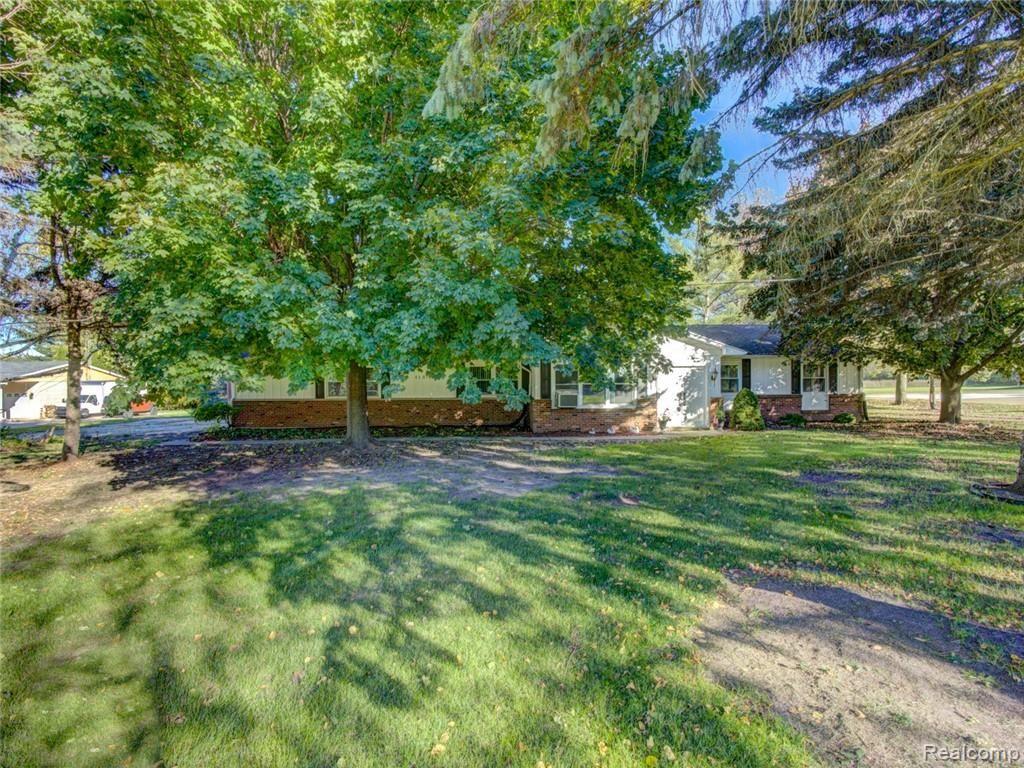 4387 South Genesee Road Grand Blanc, MI 48439 - Photo 1 of 25 DSC06954_5_6.jpg
