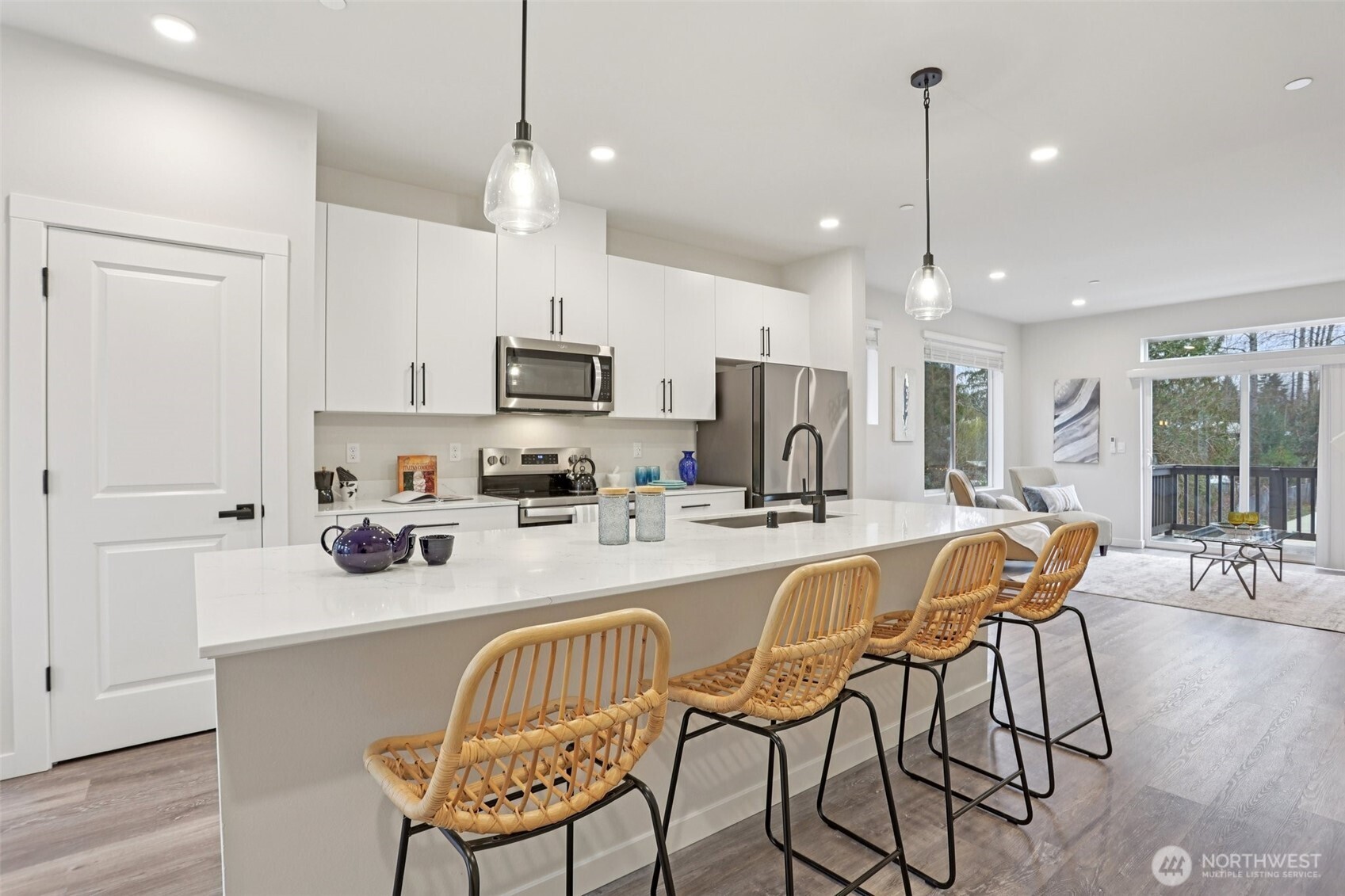 19524 16th Avenue Southeast, Unit C1 Bothell, WA 98012 - Photo 4 of 20