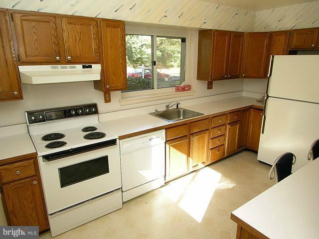 8721 Jones Mill Road Chevy Chase, MD 20815 - Photo 8 of 17 Kitchen