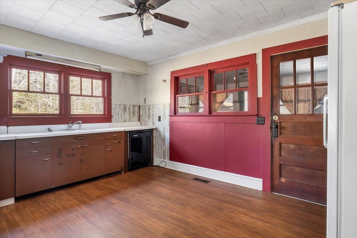 1899 Jason Road Seagrove, NC 27341 - Photo 16 of 51 Photo 18