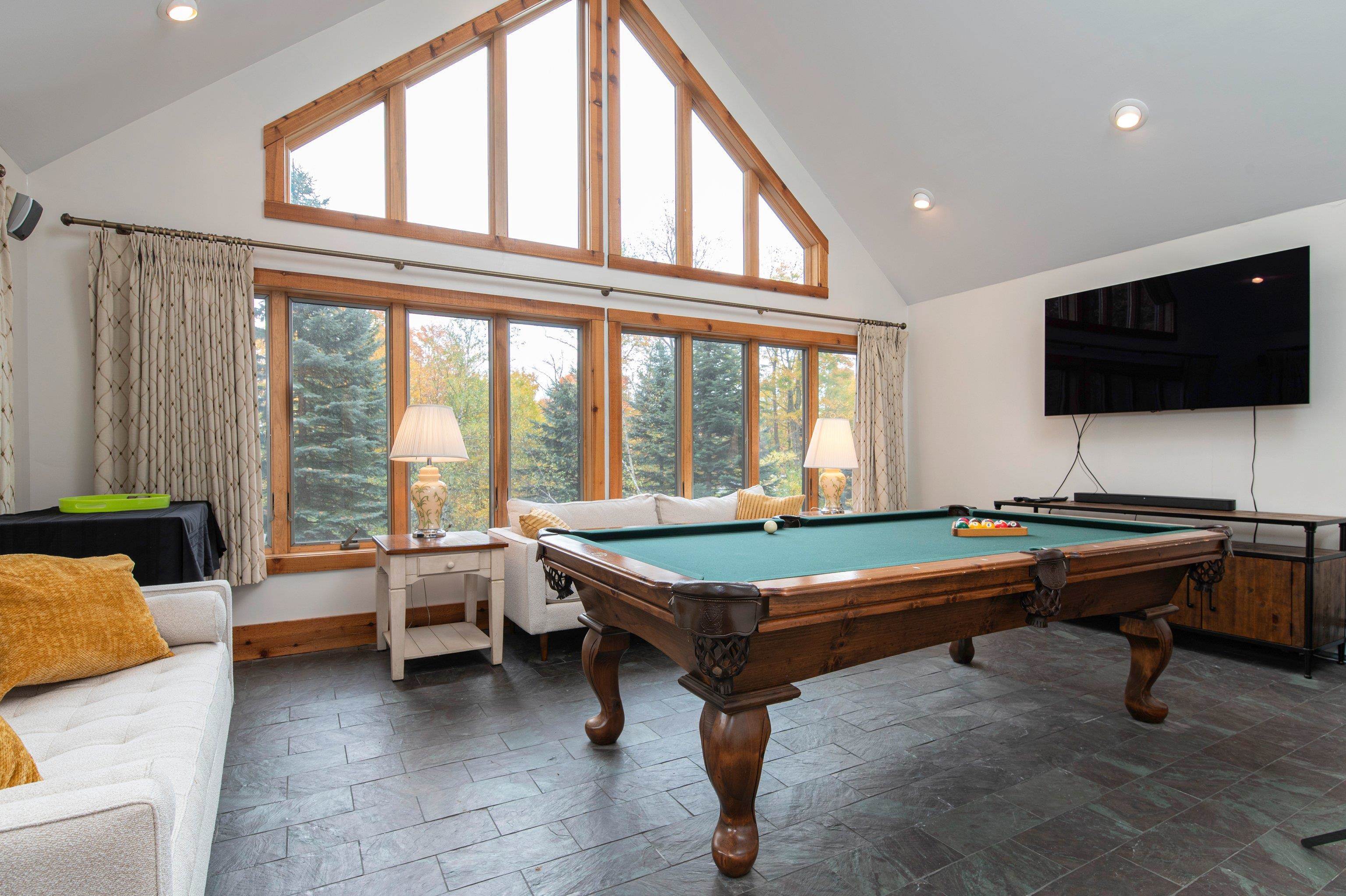 17 Roundtree Road Winhall, VT 05340 - Photo 15 of 37