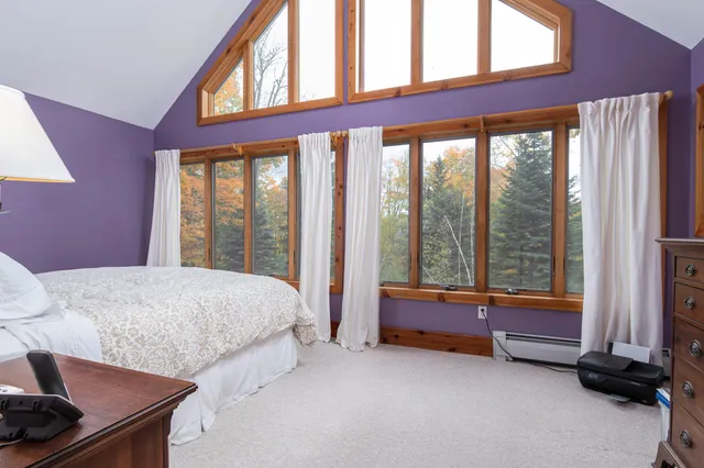 $999,000 | 17 Roundtree Road, Winhall, VT 05340