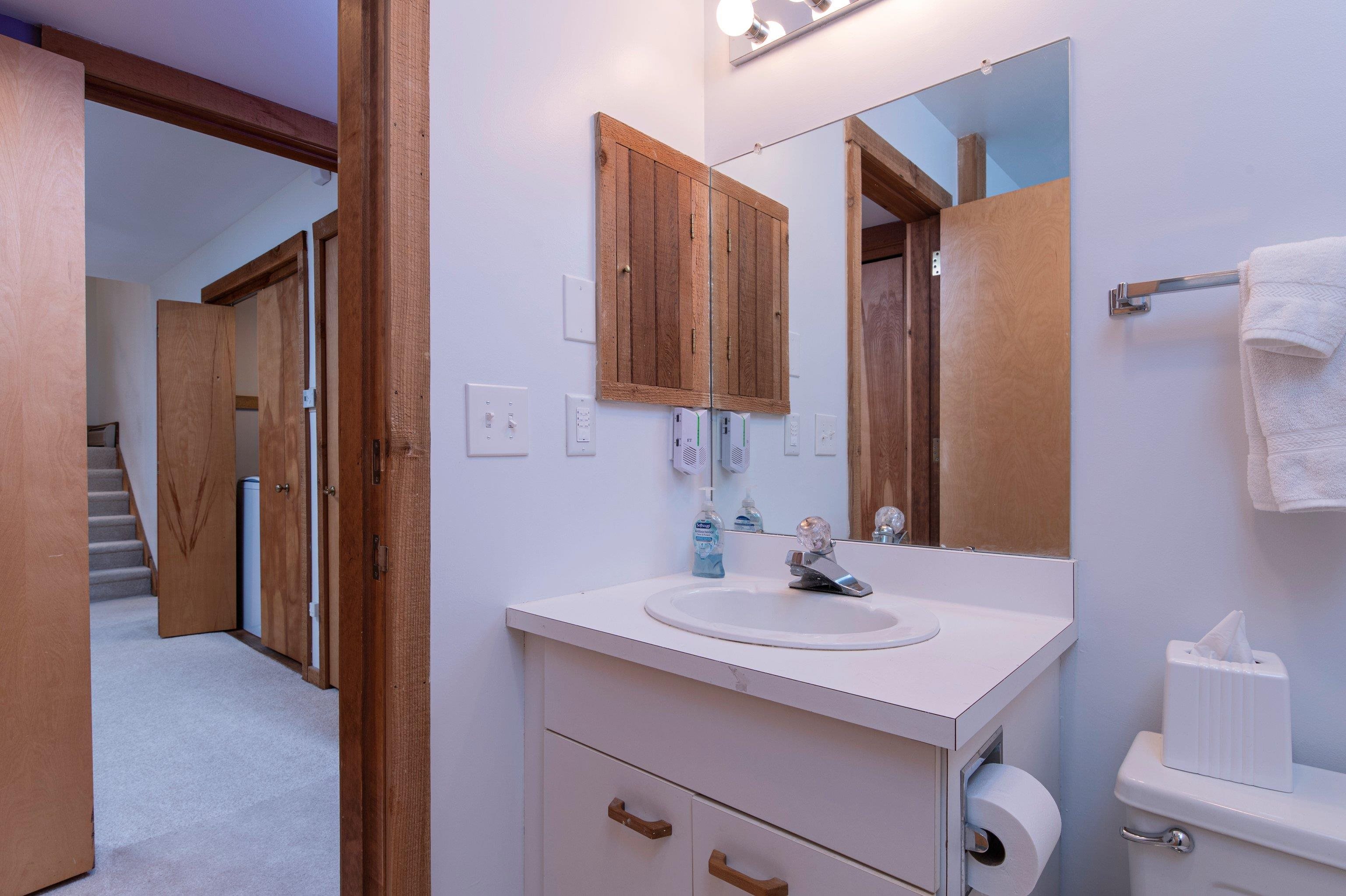 17 Roundtree Road Winhall, VT 05340 - Photo 29 of 37