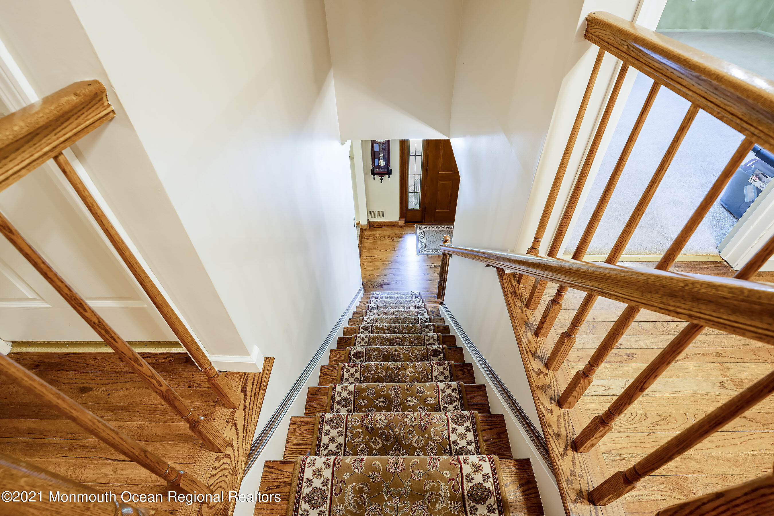 115 Havens Mill Road Freehold, NJ 07728 - Photo 21 of 44 Stairway 1