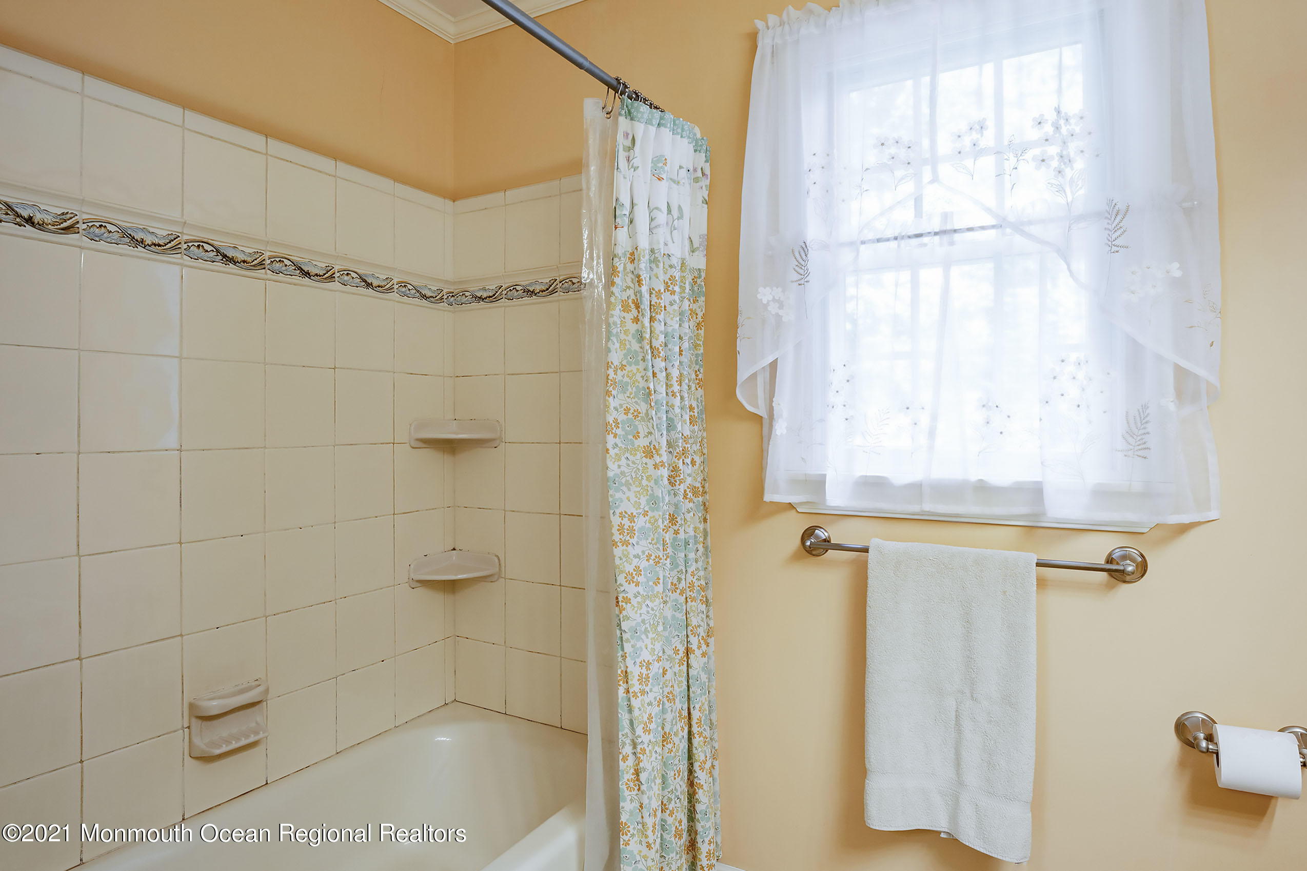 115 Havens Mill Road Freehold, NJ 07728 - Photo 30 of 44 Bath 1B