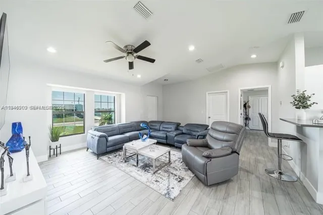 $1,950 | 1302 Northeast 2nd Place, Cape Coral, FL 33909