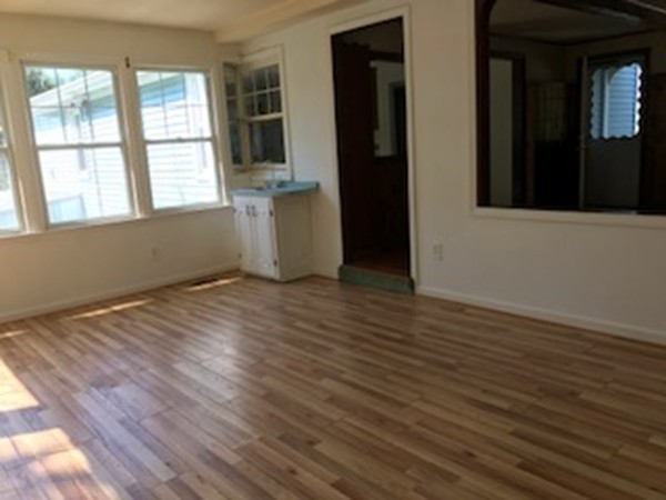 112 Hewitt Street West Springfield, MA 01089 - Photo 8 of 18 Gallery Image 8