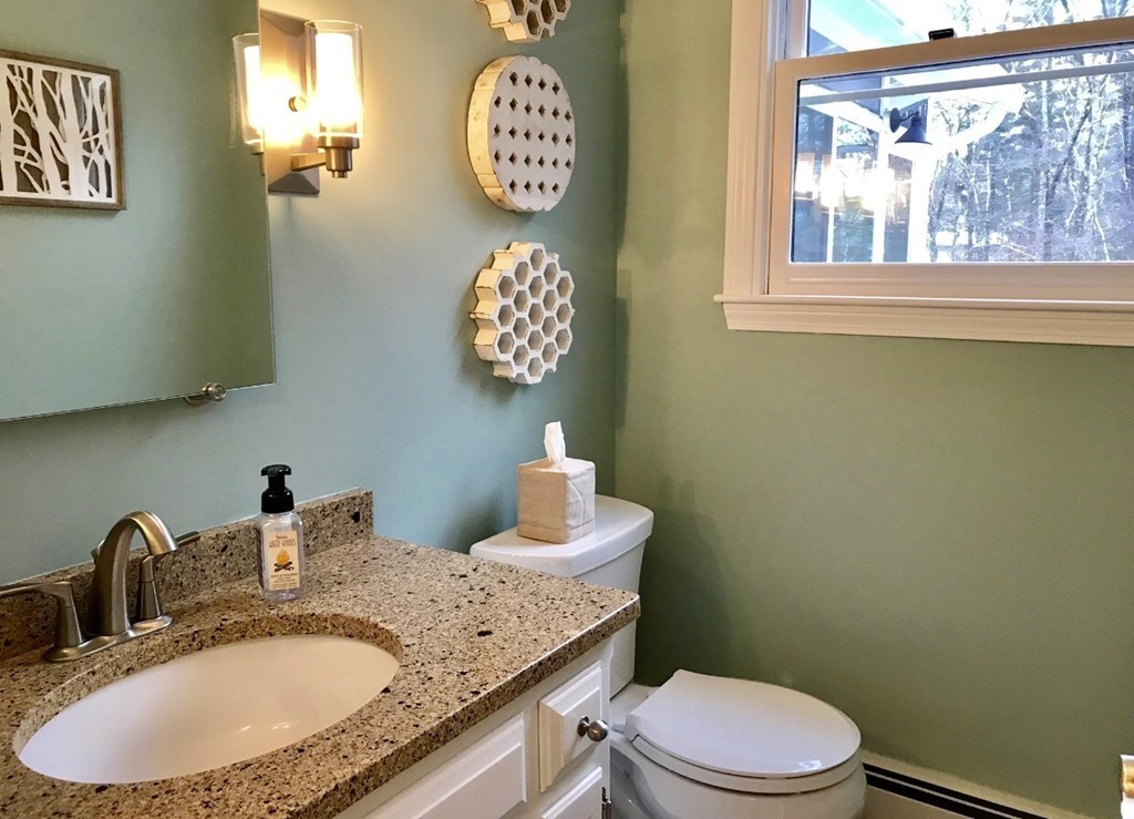 11 Castle Road Norfolk, MA 02056 - Photo 27 of 30 Gallery Image 27