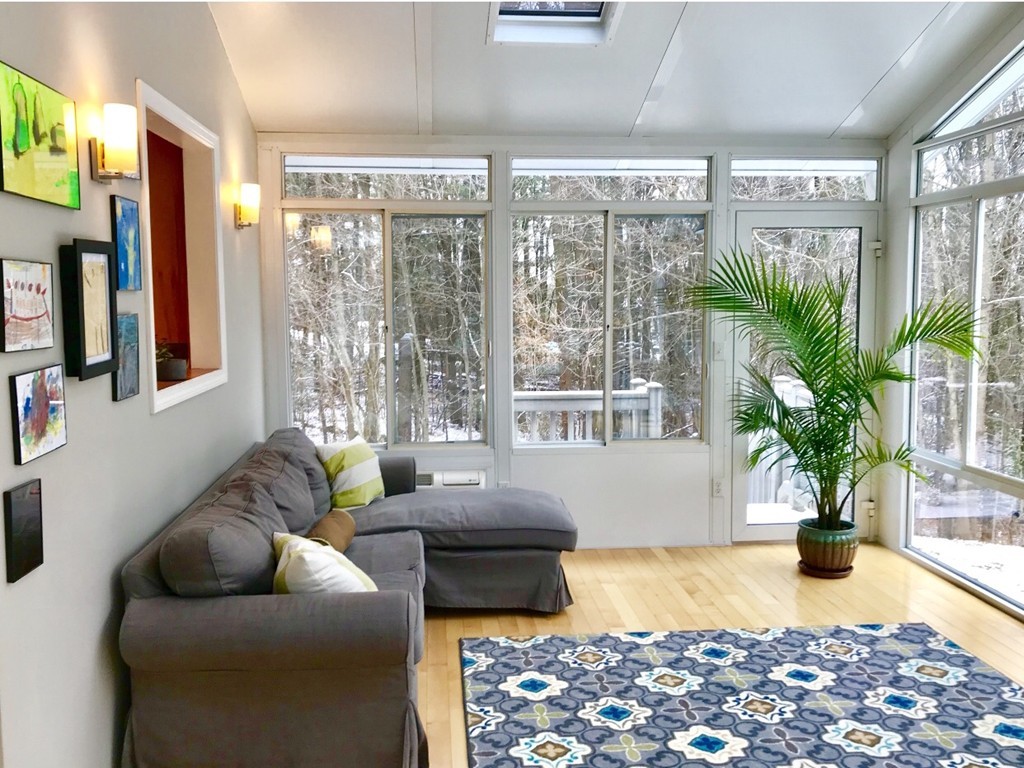 11 Castle Road Norfolk, MA 02056 - Photo 7 of 30 Gallery Image 7