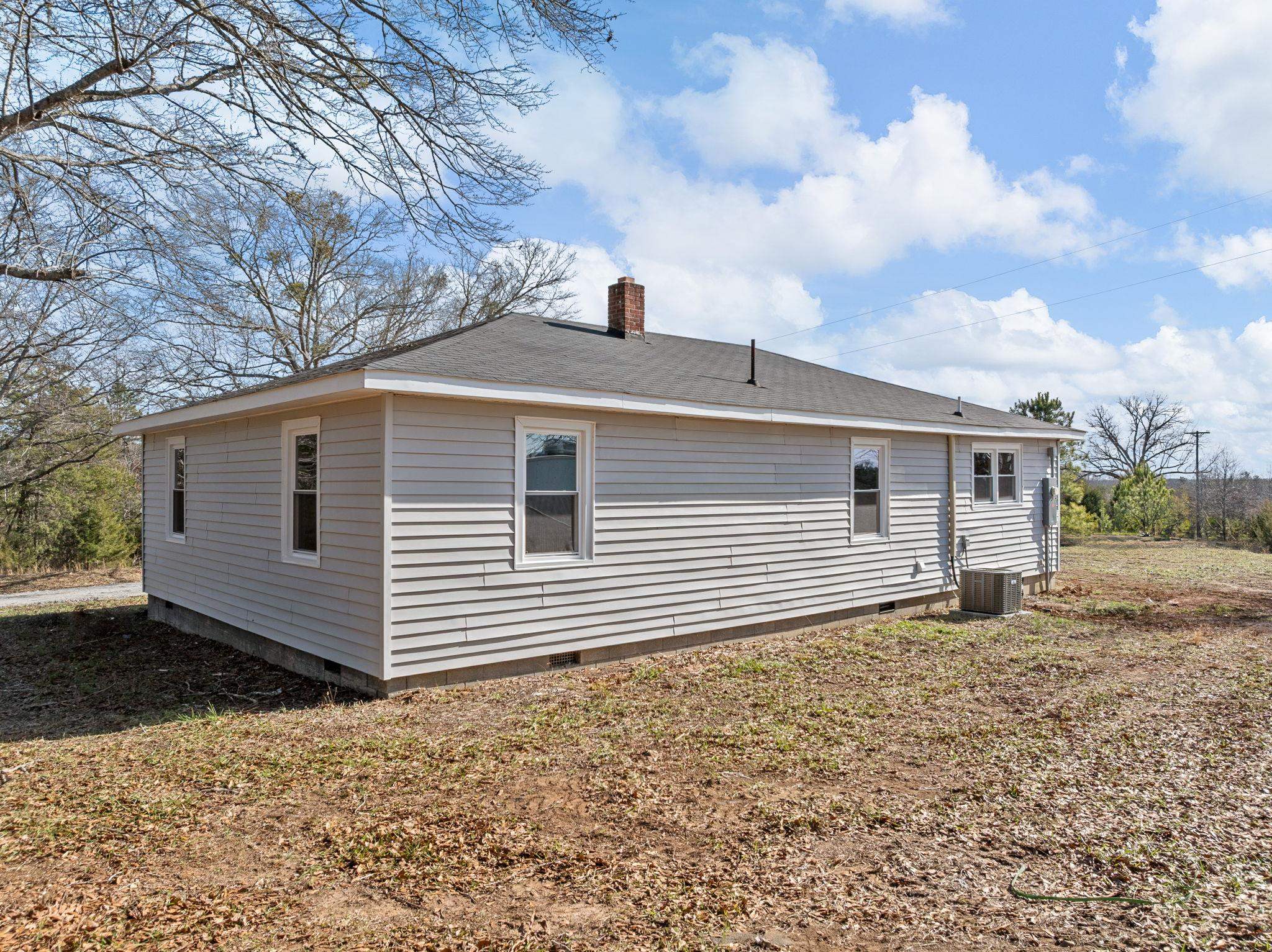 737 State Rd S-11-231 Gaffney, SC 29340 - Photo 32 of 50