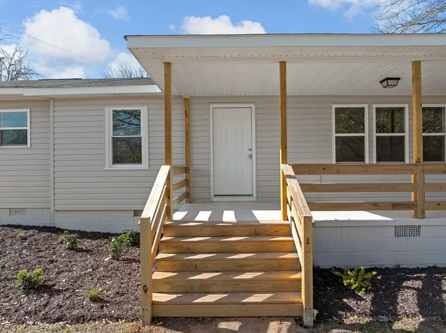 $350,000 | 737 State Rd S-11-231, Gaffney, SC 29340