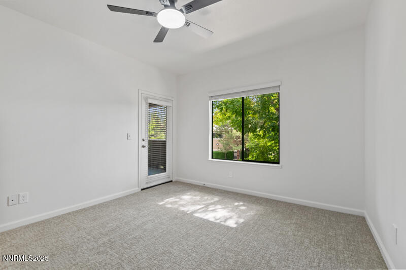 900 South Meadows Parkway, Unit 3322 Reno, NV 89521 - Photo 13 of 35 an empty room with windows