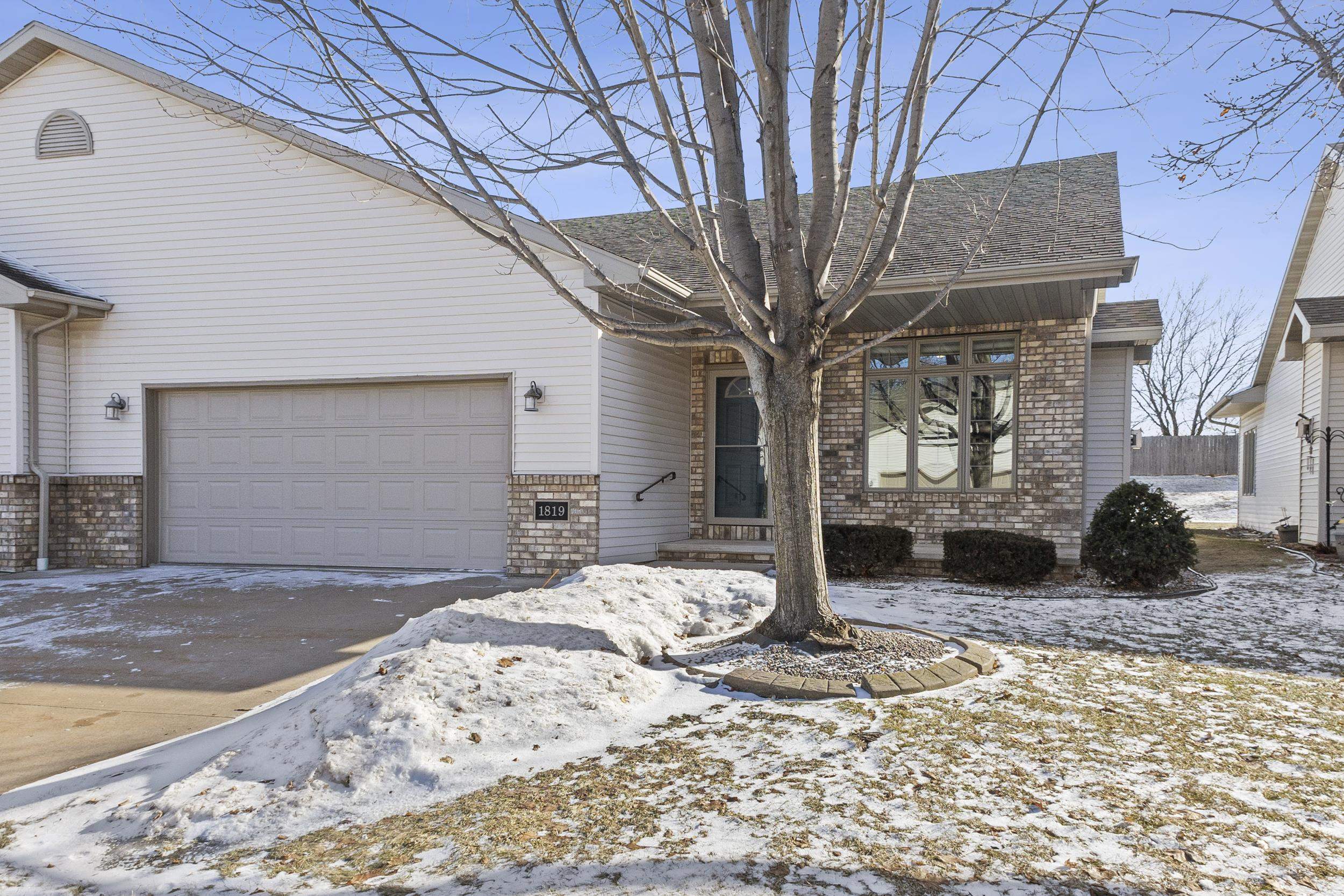 1819 East Sylvan Avenue Appleton, WI 54915 - Photo 2 of 69