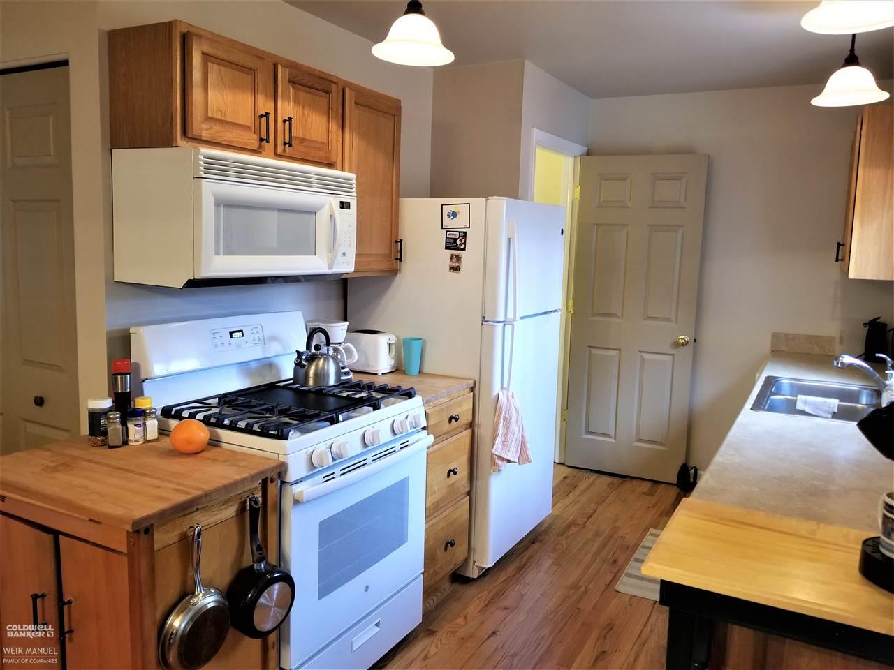 48625 Callens Road New Baltimore, MI 48047 - Photo 16 of 41