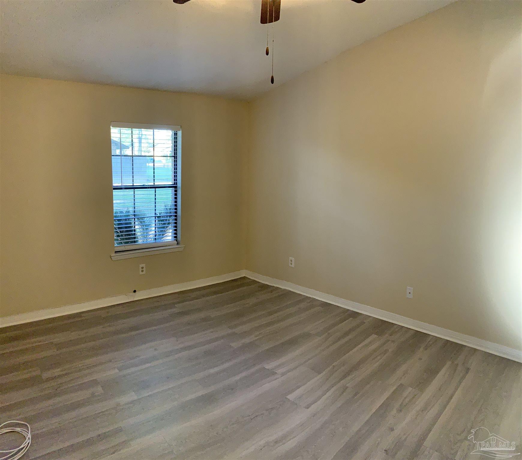 9345 Chisholm Road, Unit L2 Pensacola, FL 32514 - Photo 11 of 14