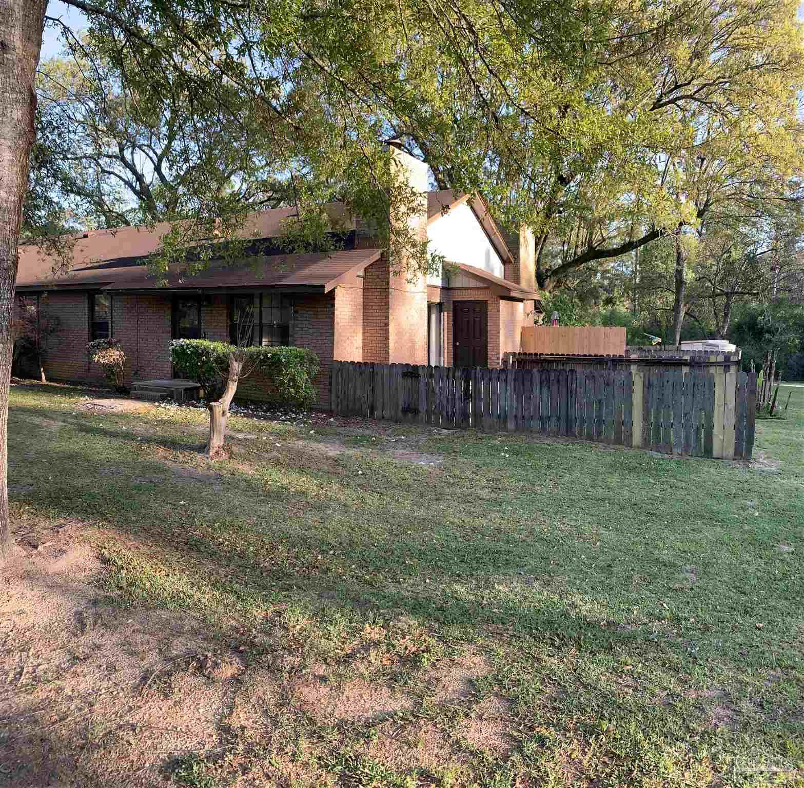 9345 Chisholm Road, Unit L2 Pensacola, FL 32514 - Photo 3 of 14