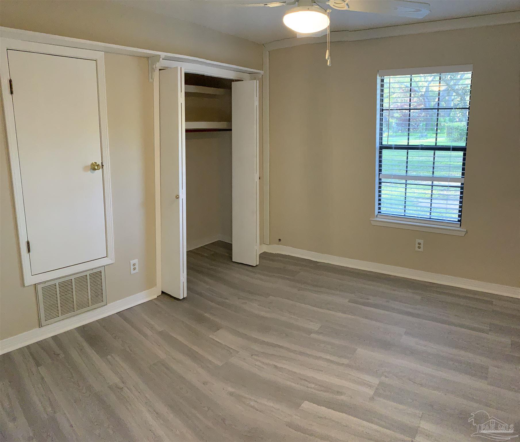 9345 Chisholm Road, Unit L2 Pensacola, FL 32514 - Photo 9 of 14