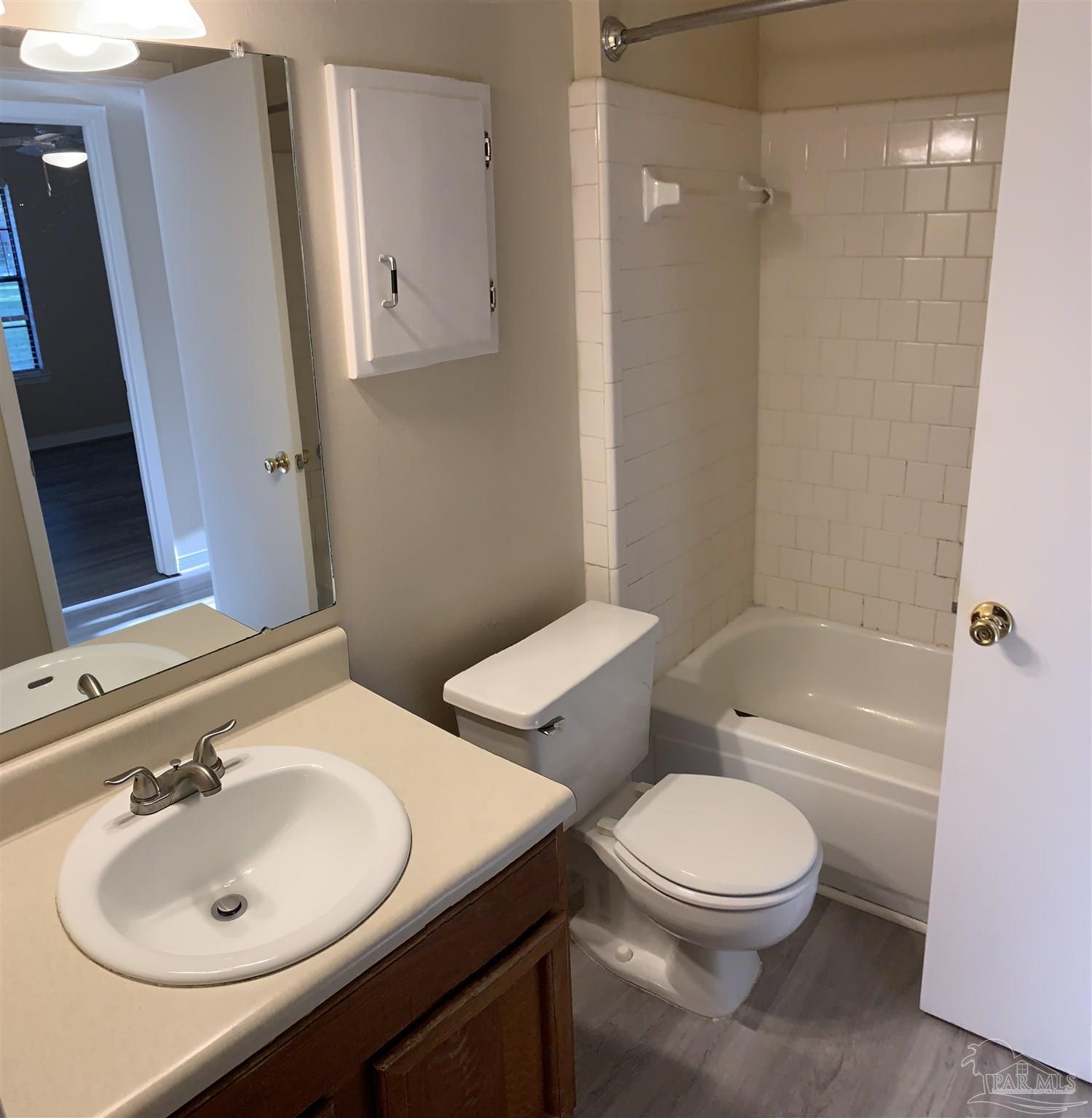 9345 Chisholm Road, Unit L2 Pensacola, FL 32514 - Photo 10 of 14