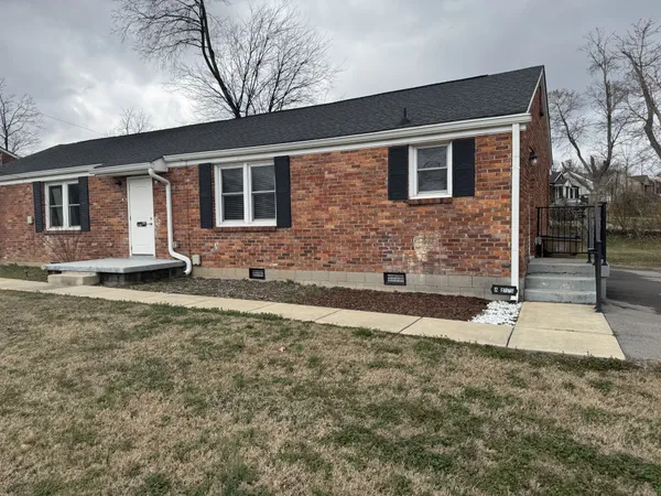 $1,500 | 12 Fairway Drive, Nashville, TN 37214