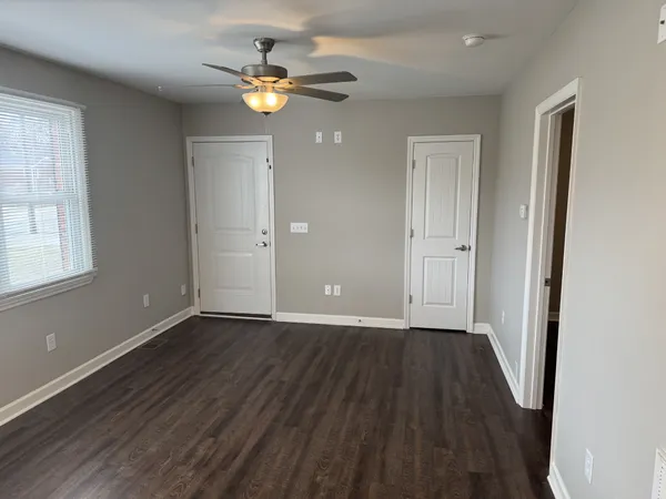 $1,500 | 12 Fairway Drive, Nashville, TN 37214